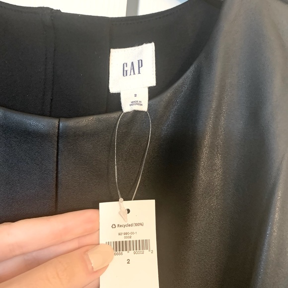 NWT Gap grey, black dress. Size 2 (fits like size 4) - Picture 3 of 3